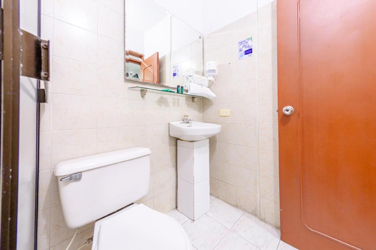 Imperio La 16 Hotel Перейра Екстериор снимка