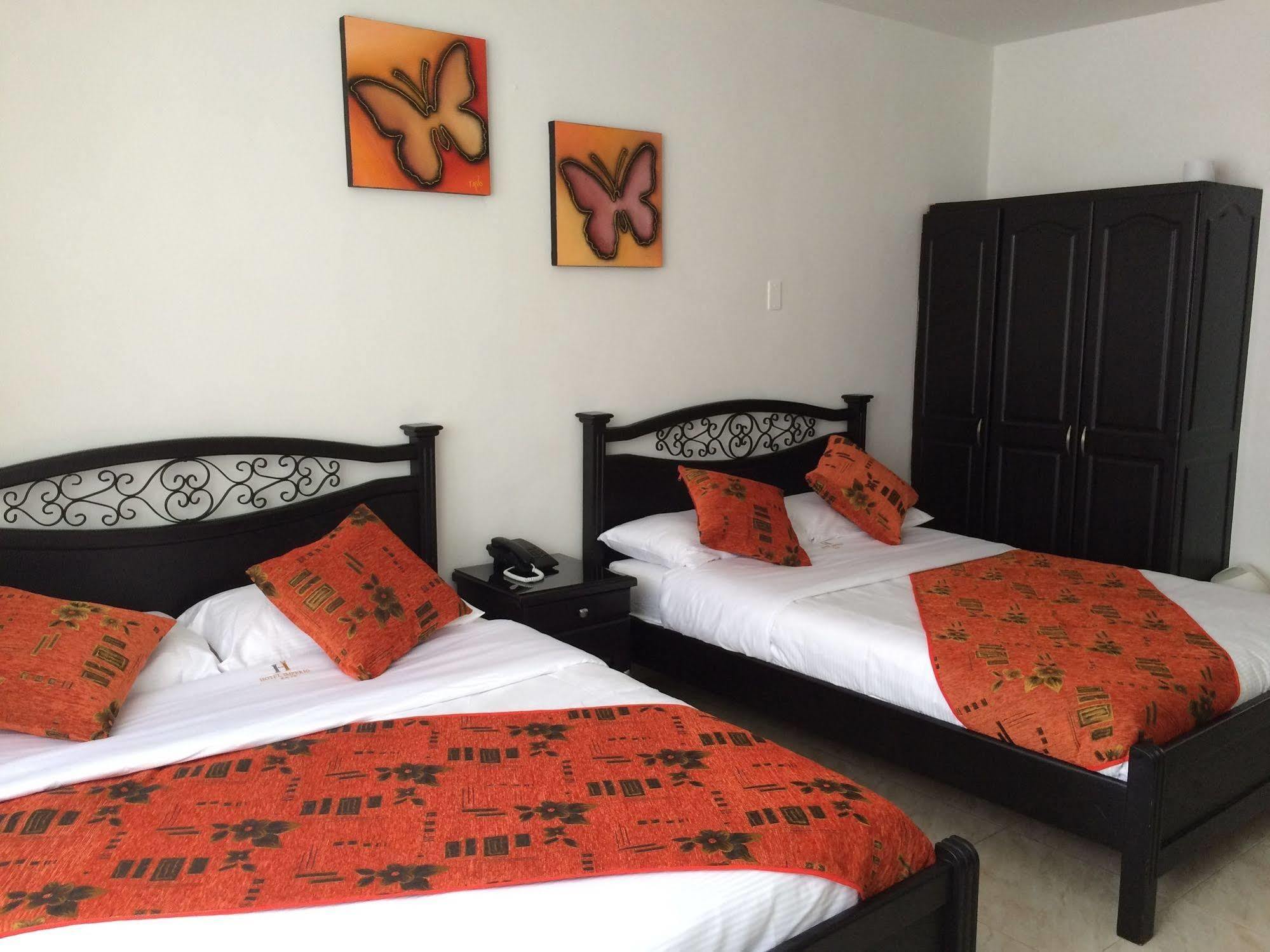 Imperio La 16 Hotel Перейра Екстериор снимка